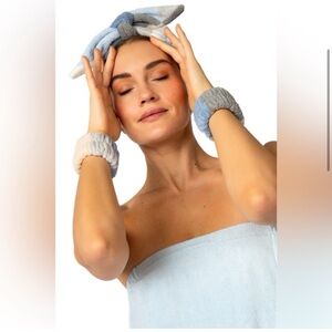 PJ Salvage Spa Headband & Wrist Towel Set